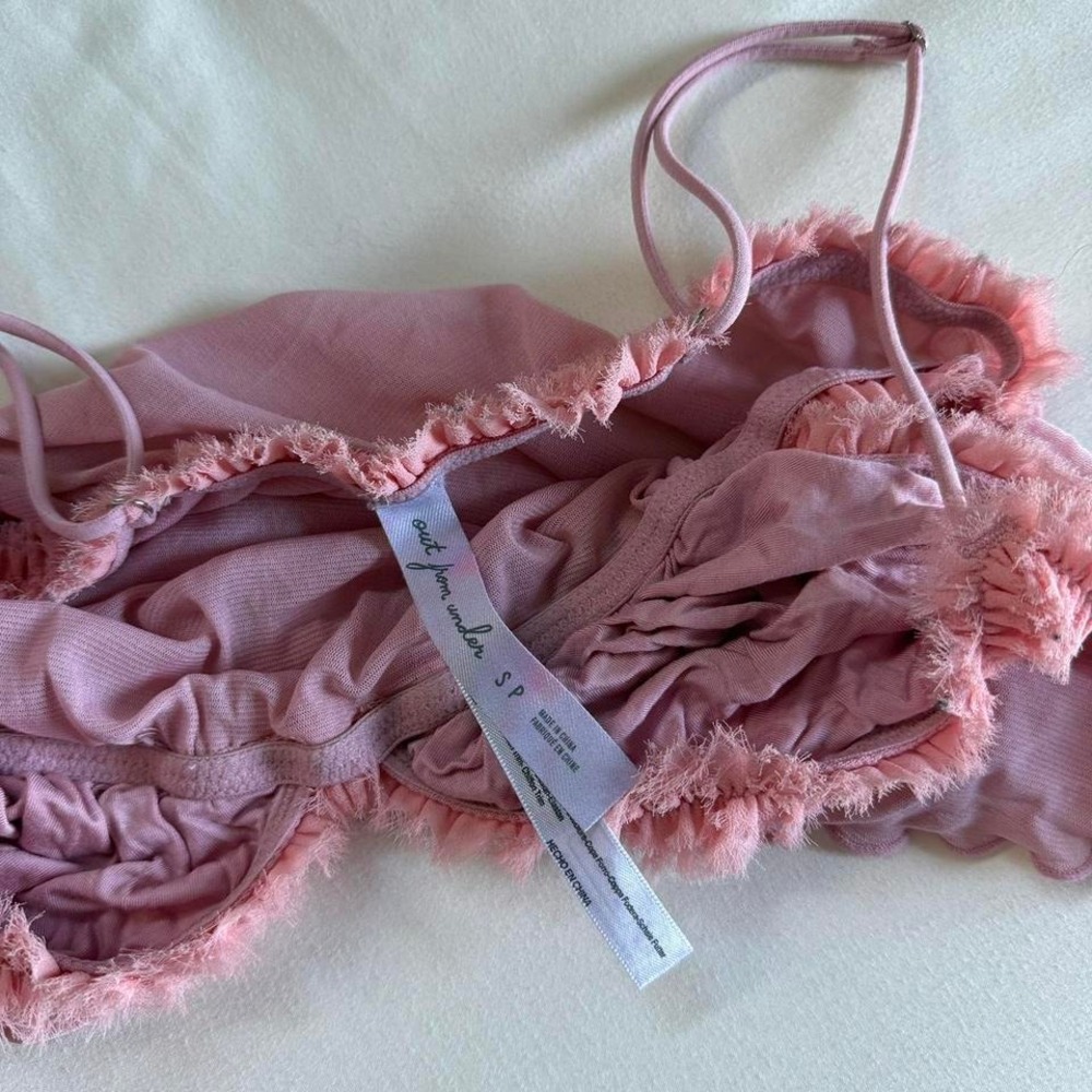 pink lace ruffle going out top Out From Under tagged a size small - Picture 3 of 3